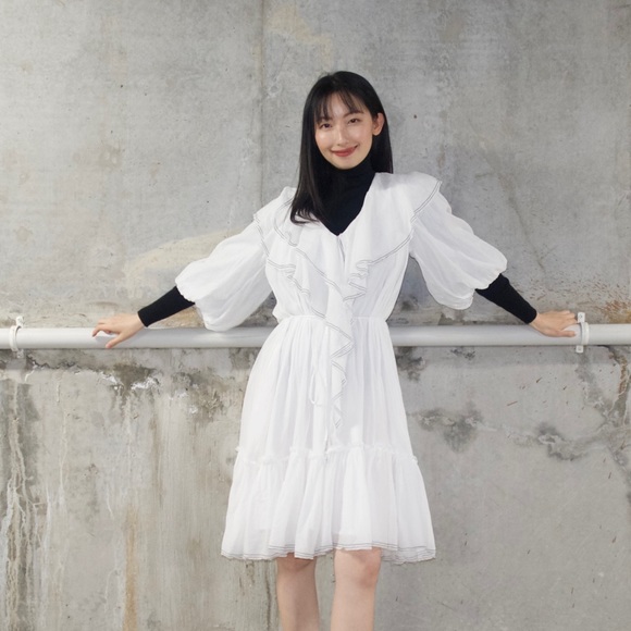 Aje Dresses & Skirts - AJE dress in One size, fits size 8-12.